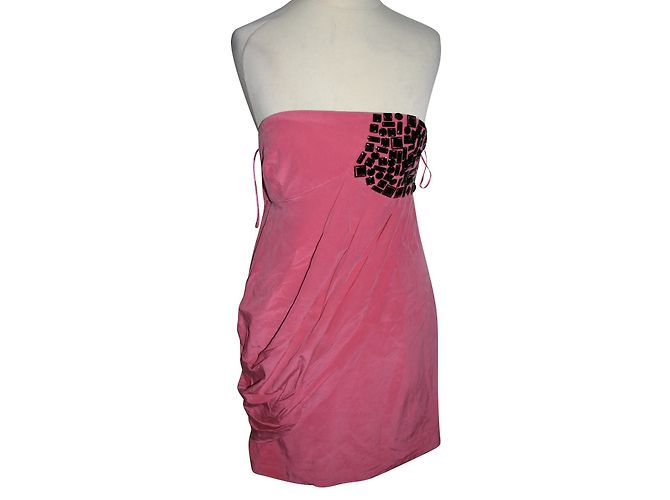Vestido palabra de honor de seda rosa Tibi
