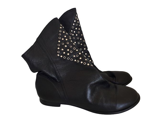 Tatoosh Ankle boots Black