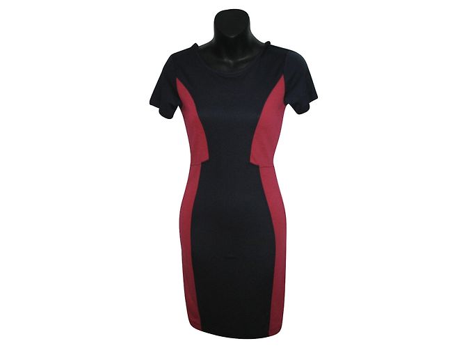 Vestito aderente color block French Connection blu e rosso