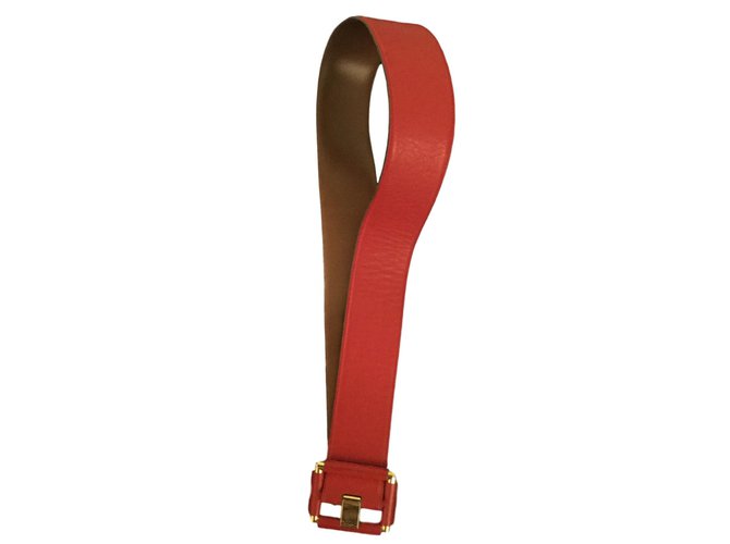 Yves Saint Laurent Cinturones Roja Cuero  ref.90389