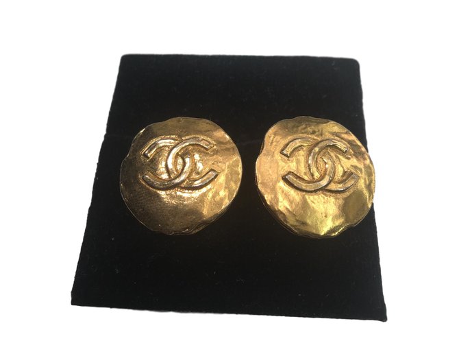 Chanel Brincos Dourado Banhado a ouro  ref.90411