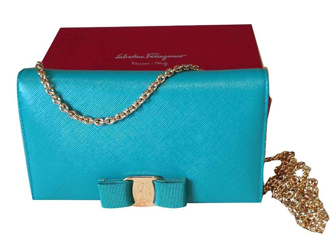 Pochette Salvatore Ferragamo de cuero turquesa Turquoise