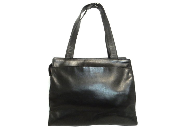 Chanel Lambskin bag Black  ref.90880