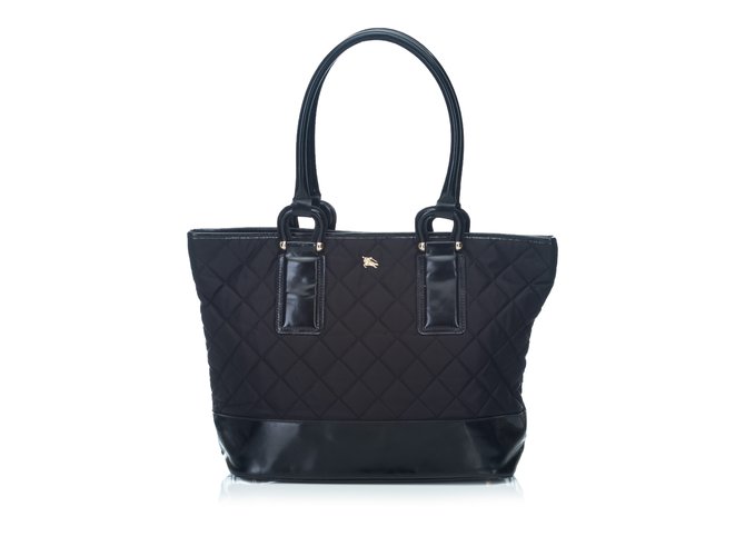 Burberry Sac à bandoulière en nylon matelassé Cuir Tissu Noir  ref.91115