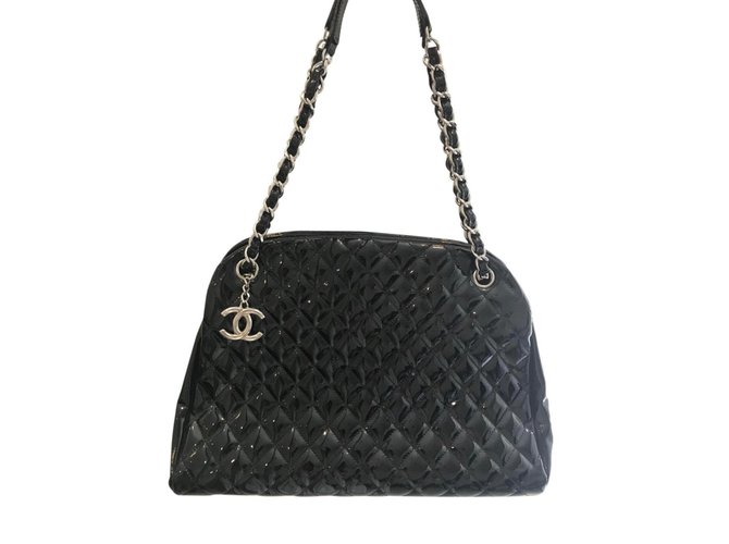 CHANEL LEATHER BAG Black Patent leather  ref.91265