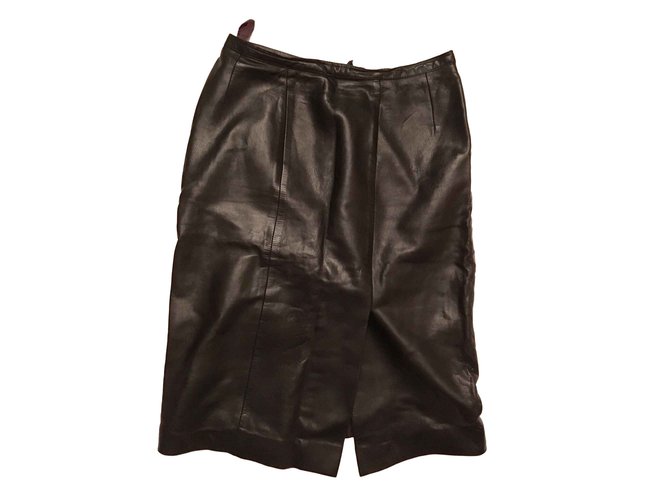 Chanel Midi skirt Black Leather  ref.91268
