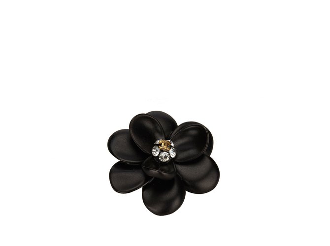 Chanel Broche fleur en métal Noir  ref.91730