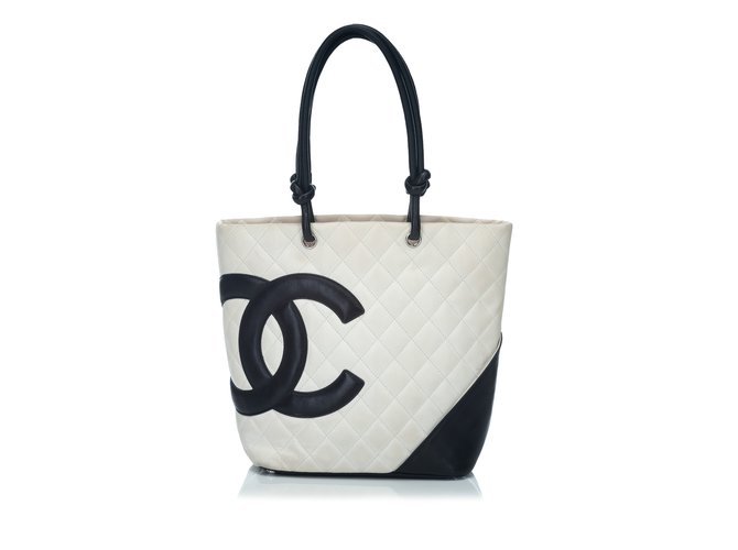 Chanel Linha sacola de Cambon Preto Branco Couro  ref.91777