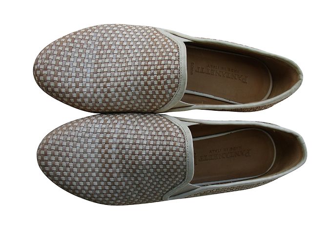 Autre Marque Beige Leder Absatzschuhe Größe 36
