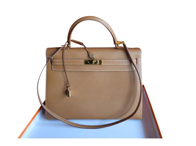 Hermès Kelly Bag Gilled Veau Courchevel Light brown Leather  ref.91850