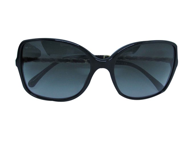 Chanel Des lunettes de soleil Cuir Plastique Chaîne Noir Doré  ref.91910