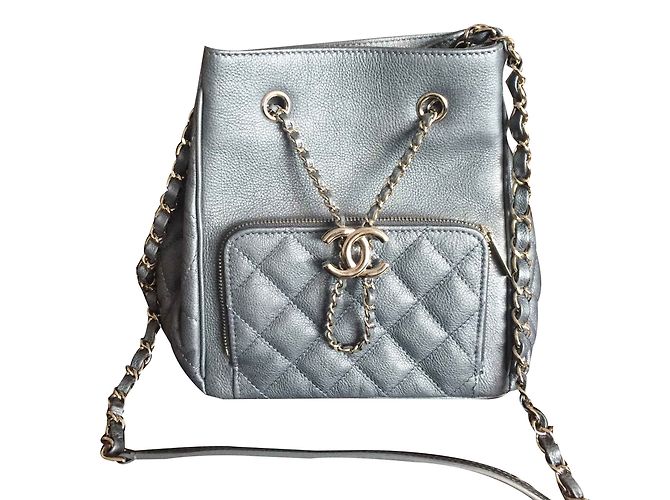 Chanel Sacs à main Bleu