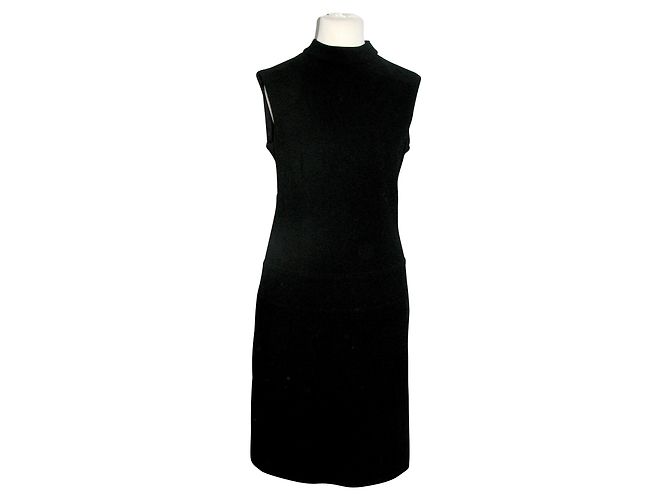 Vestido preto Escada de lã com gola Neru