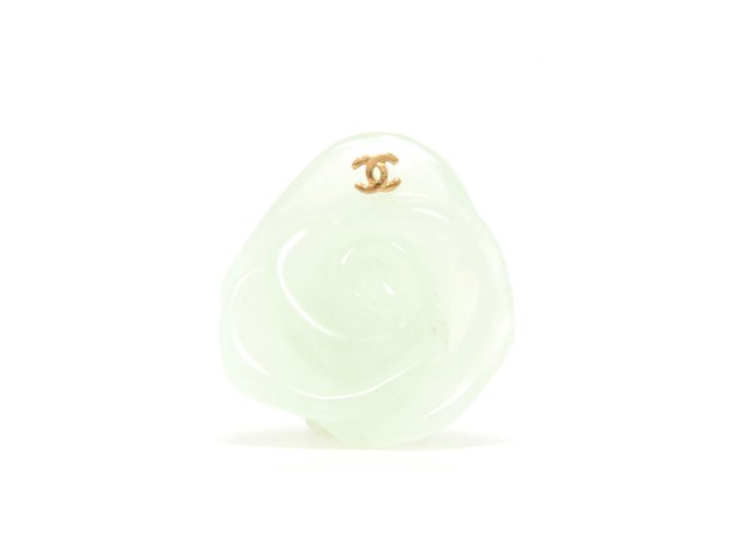 Chanel CAMELIA JADE GRÜN Kunststoff  ref.92463