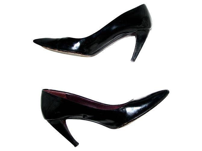 Miu Miu Lackleder Pumps mit Slash Absatz Schwarz