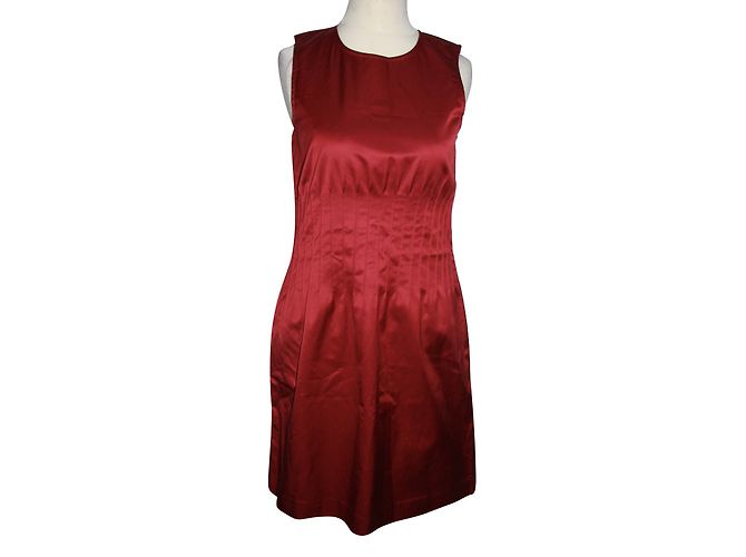 Vestido de cóctel Theory rojo satinado Roja