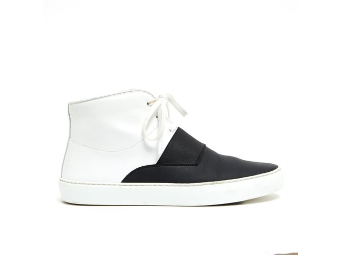 Chanel Zapatillas de deporte blancas FR38 negras Negro Cuero  ref.92890