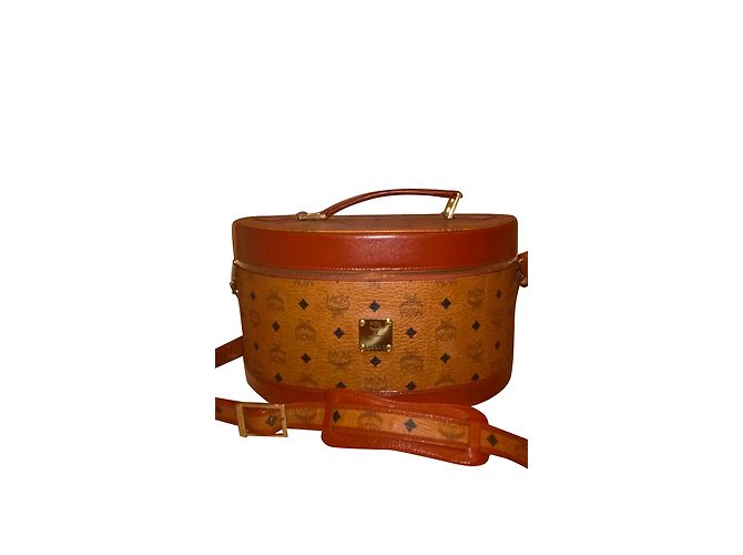 Borsa da viaggio MCM in pelle marrone chiaro