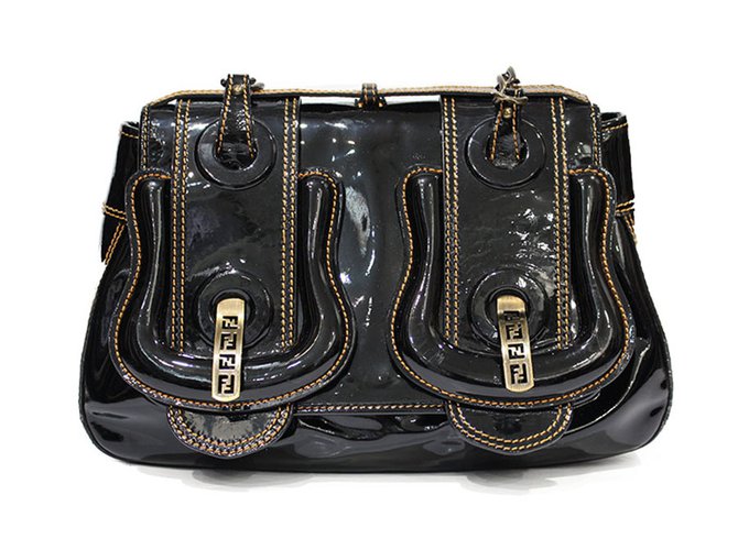 Fendi bag in patent leather Black  ref.93414