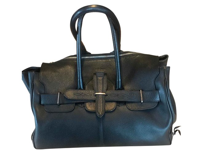forsikring på den anden side, Niende Golden Goose Deluxe Brand Handbags Black Leather ref.93428 - Joli Closet