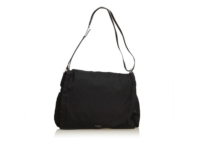 gucci black nylon messenger bag