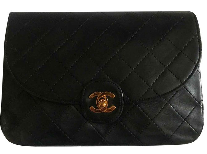 Chanel Black Leather  ref.93646