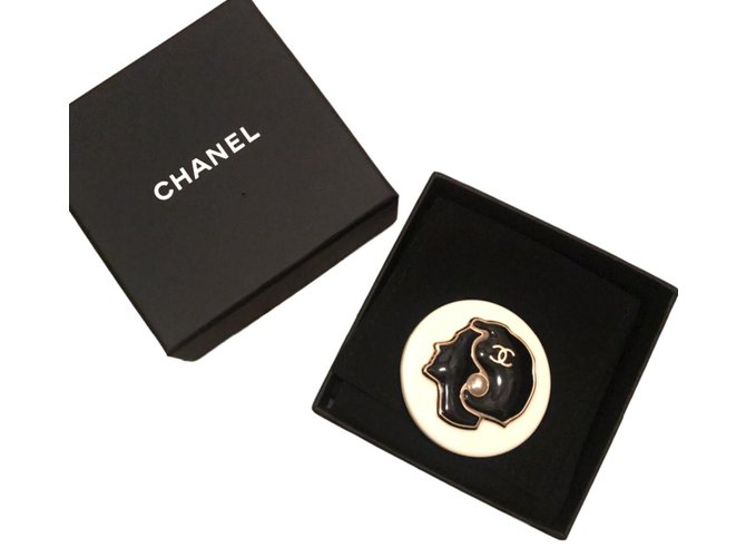 Chanel Preto  ref.93647