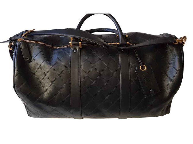 Chanel Travel bag Black Leather  ref.93650