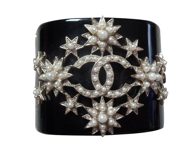 Chanel Bracelets Black Beige Pearl Resin  ref.97691