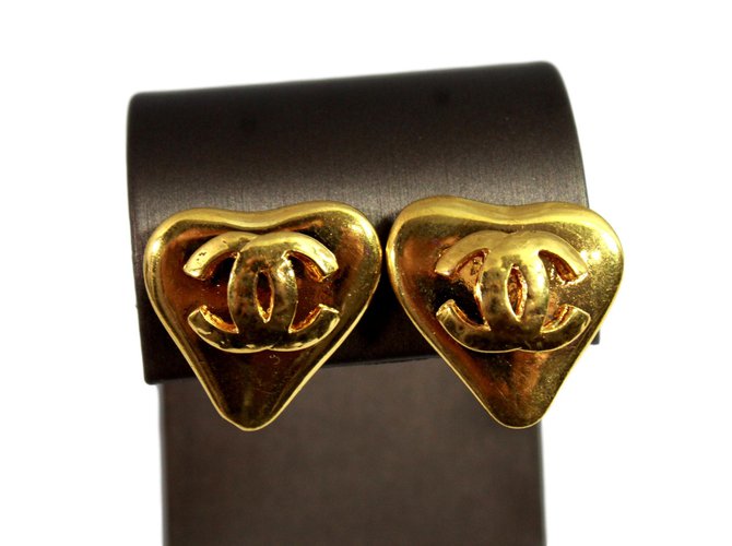 Chanel Brincos Dourado Metal  ref.98317
