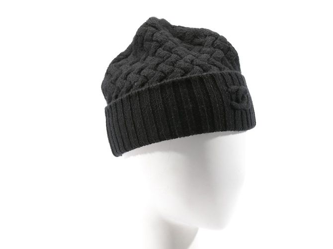 Chanel cashmere beanie Black