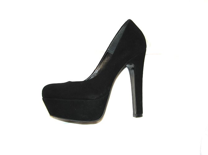 Kurt Geiger Suede heels with platform Black