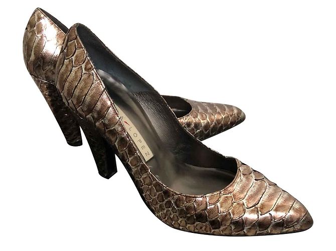 Pura Lopez Metallic Silber Python Pumps 10cm Absatz Metallisch