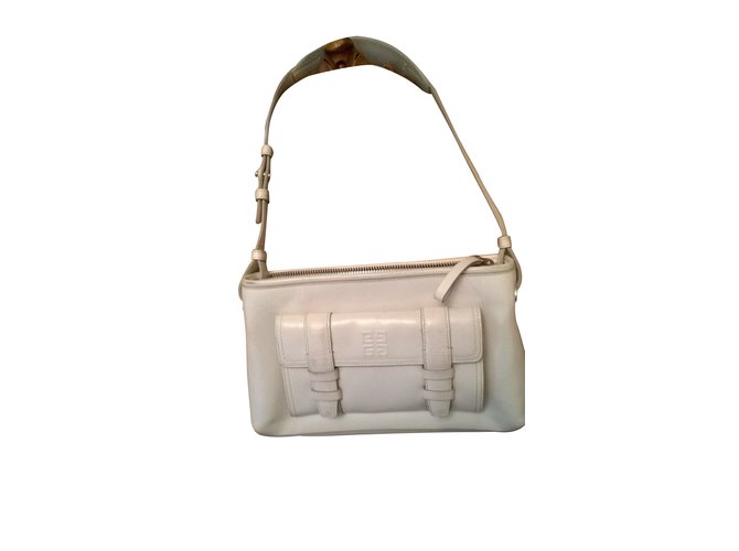 Givenchy clutch bag Eggshell Leather  ref.98689