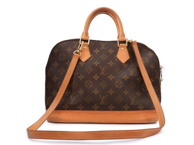 Louis Vuitton Alma Monogrammed shoulder bag in good condition! Light brown Dark brown Leather Cloth  ref.98761