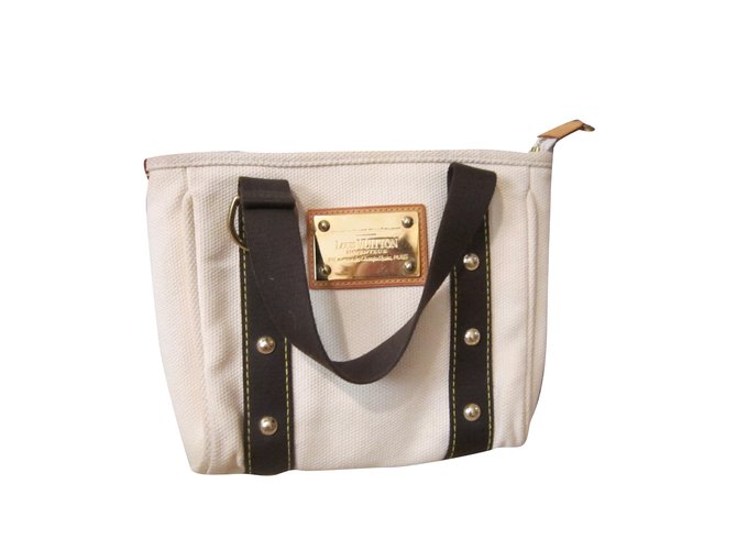 Antigua Louis Vuitton Handbags Eggshell Cloth  ref.98838