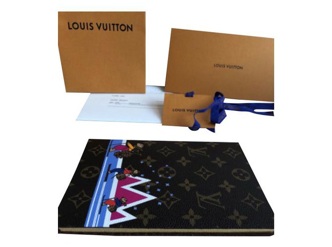 Louis Vuitton Caderno Clemence Marrom  ref.98922