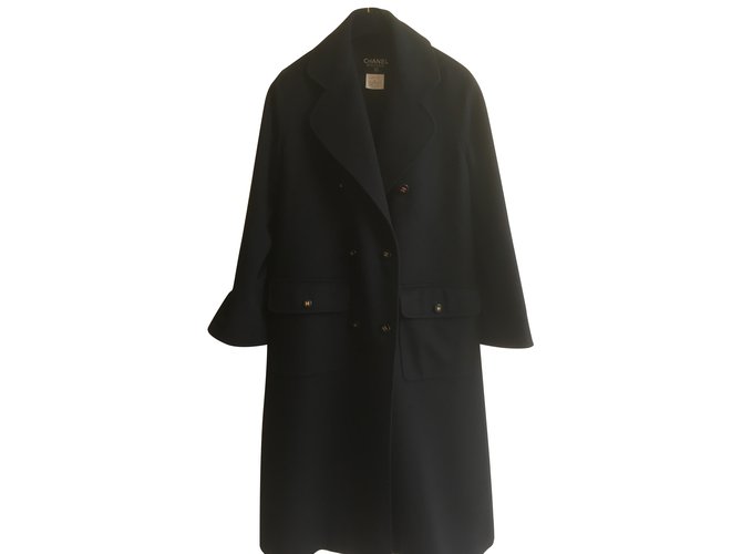 Chanel Coats, Outerwear Black Cashmere  ref.99156