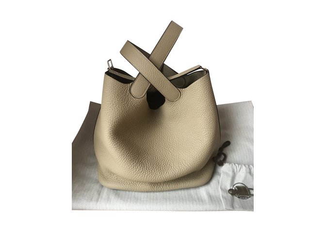 Hermès Picotin Lock Bag 22 Color de la zanja Beige Cuero  ref.100021