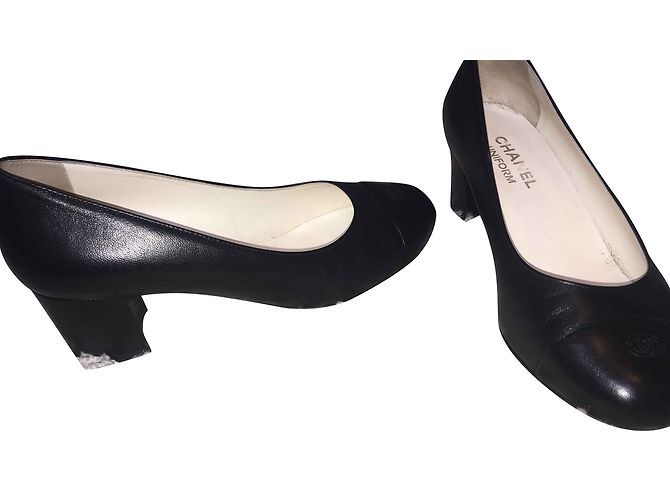 Chanel Black Leather Heels Size 38.5