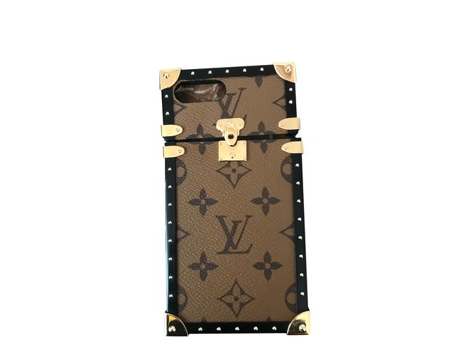 Louis Vuitton Iphone Shell 7 or 8 more Brown  ref.100440