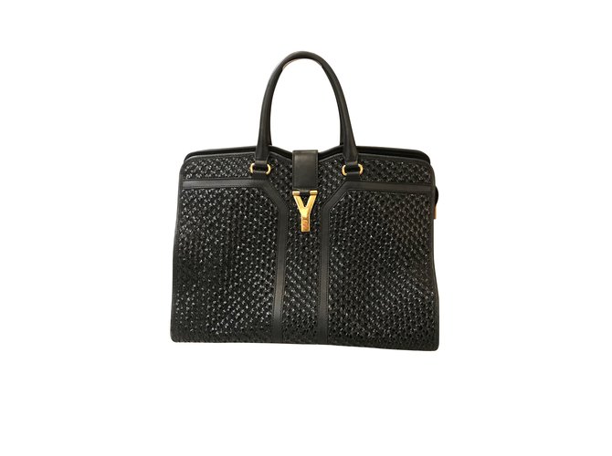 Yves Saint Laurent Handbags Black Patent leather  ref.100456