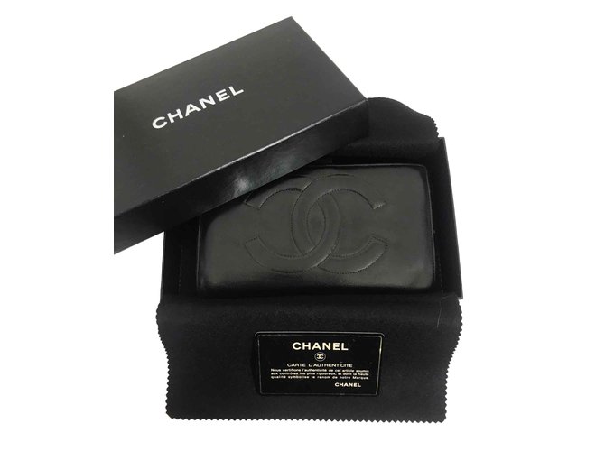 Portefeuille Chanel en cuir noir  ref.100630