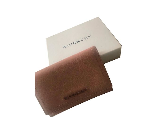 Carteira Givenchy de couro rosa