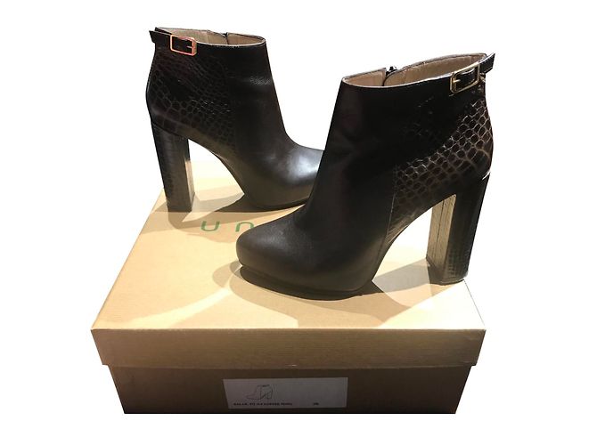 Autre Marque Botines Unisa Salva de cuero marrón oscuro