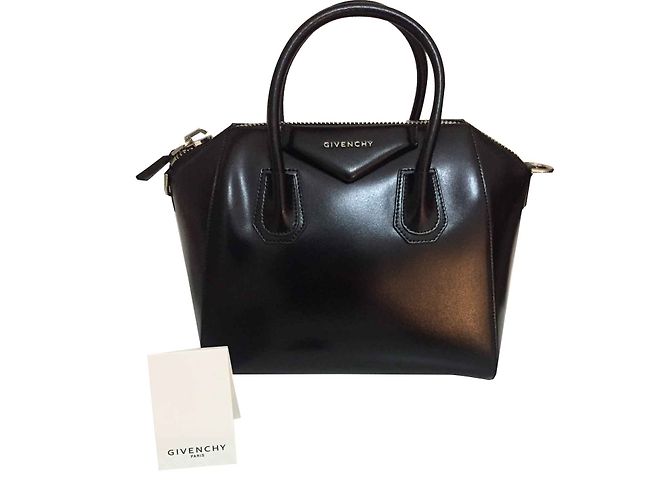 Givenchy Antigona small