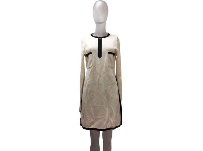 Chanel Vestidos Preto Bege Fora de branco Lã  ref.102676