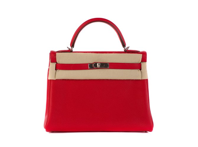 Hermès Hermes Kelly 32 Togo rotes Leder, PHW, neu mit Blase, neue Bedingung!  ref.102735