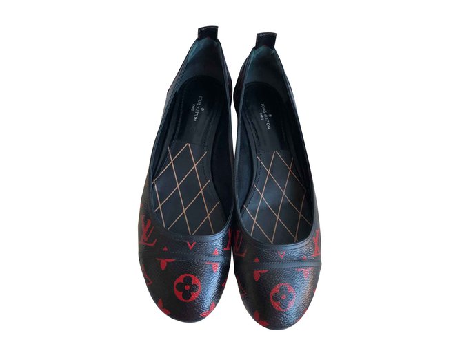 NEW RARE Louis Vuitton BLACK RED Monogram NEW REVIVAL BALLERINA