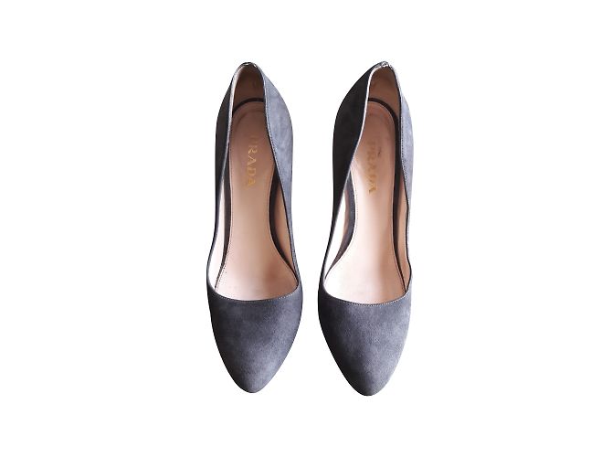 Escarpins Prada en daim bleu 12.5 cm